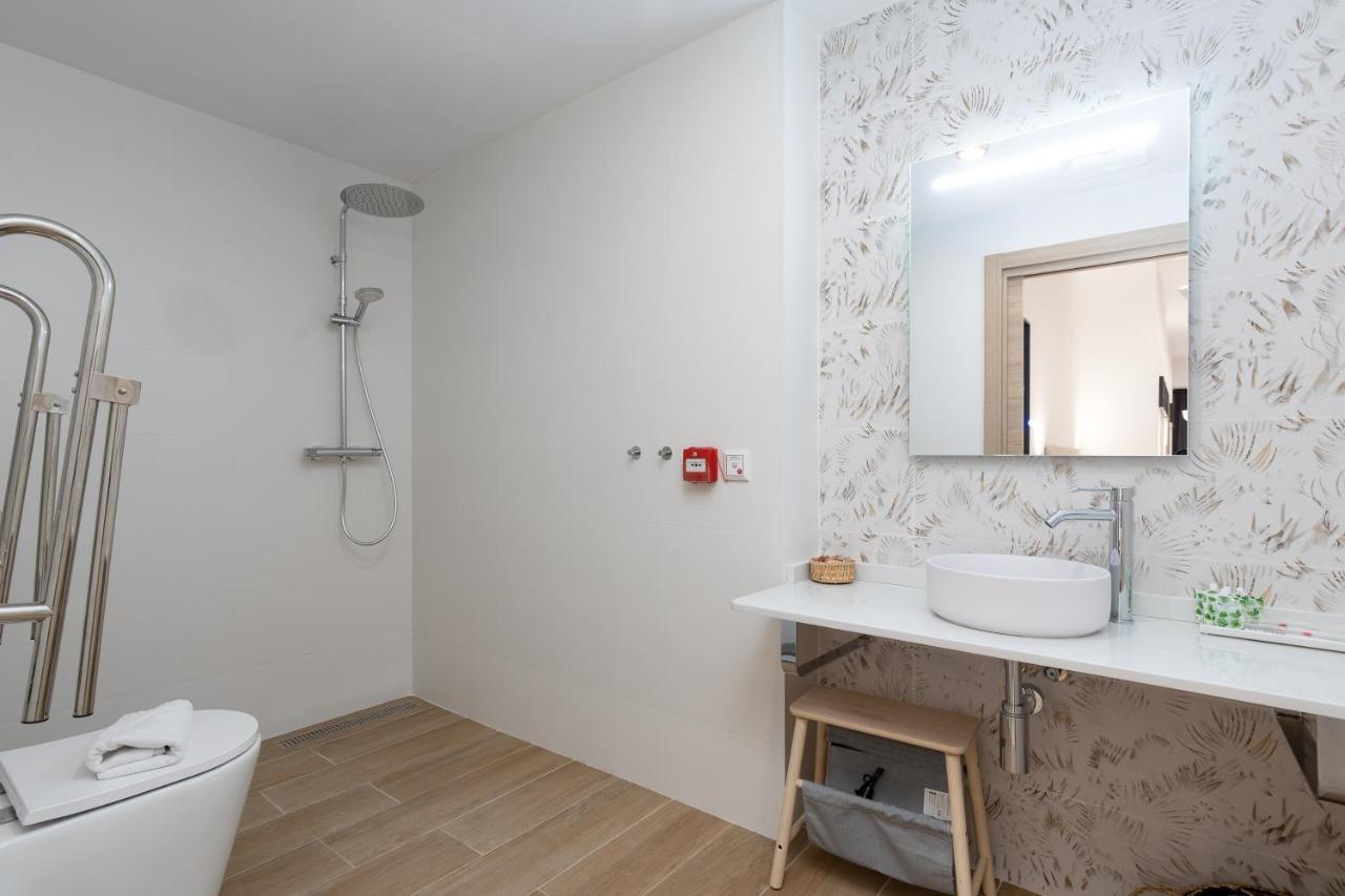 Travel Habitat La Marina Real Appartement Valencia Buitenkant foto