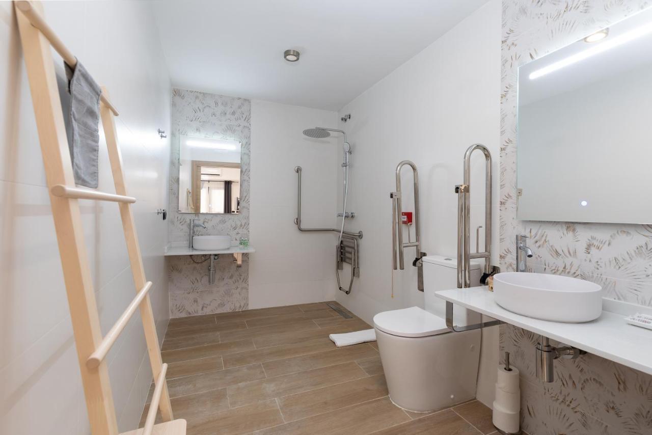 Travel Habitat La Marina Real Appartement Valencia Buitenkant foto