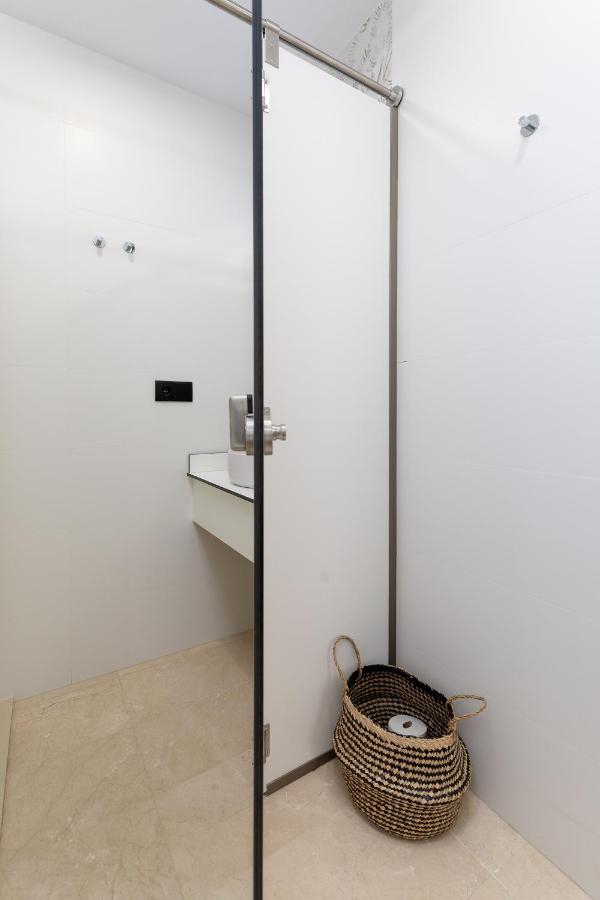 Travel Habitat La Marina Real Appartement Valencia Buitenkant foto